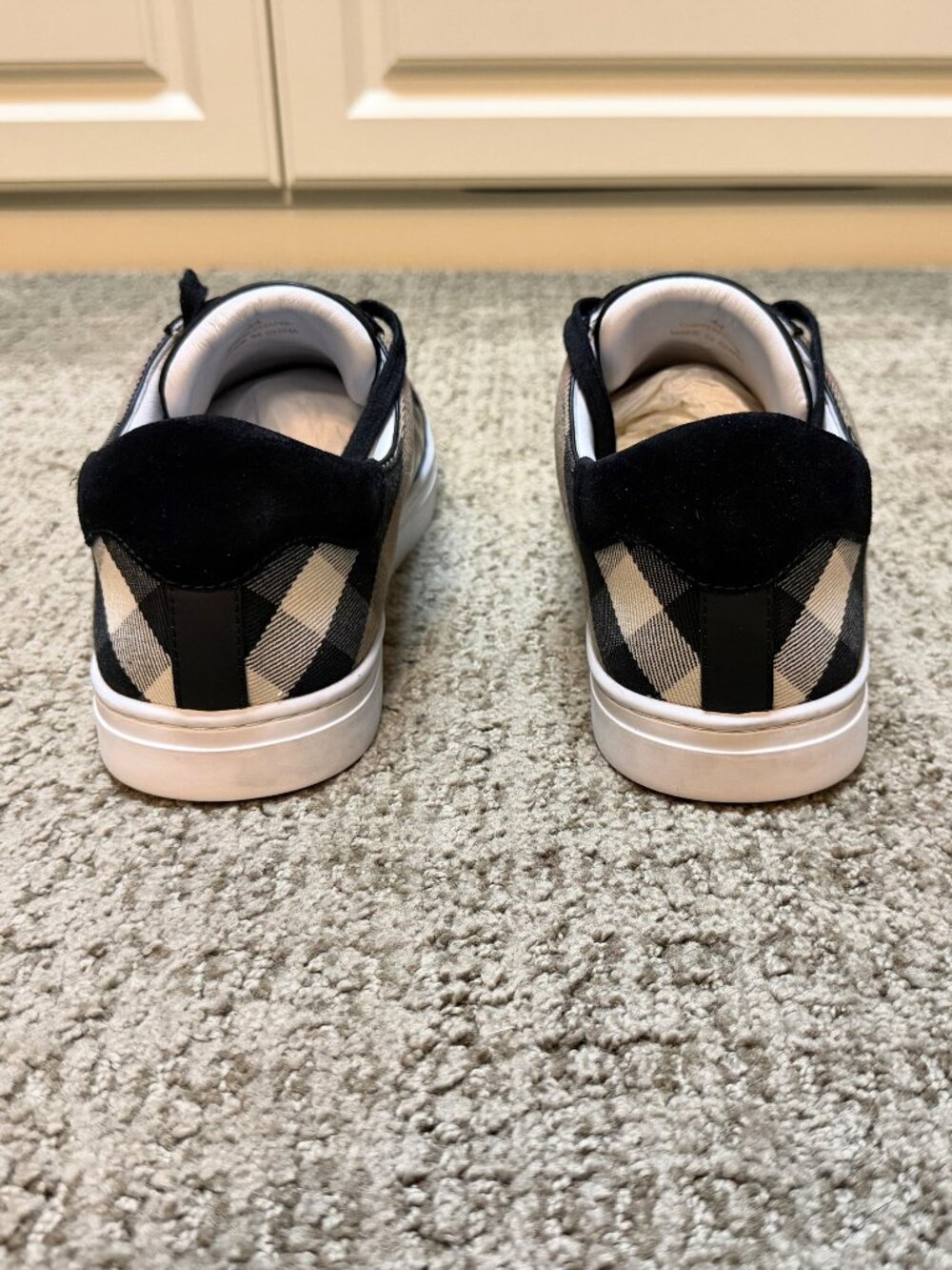 Burberry Men's Reeth Sneaker - Size 44 - Picture 6 of 13